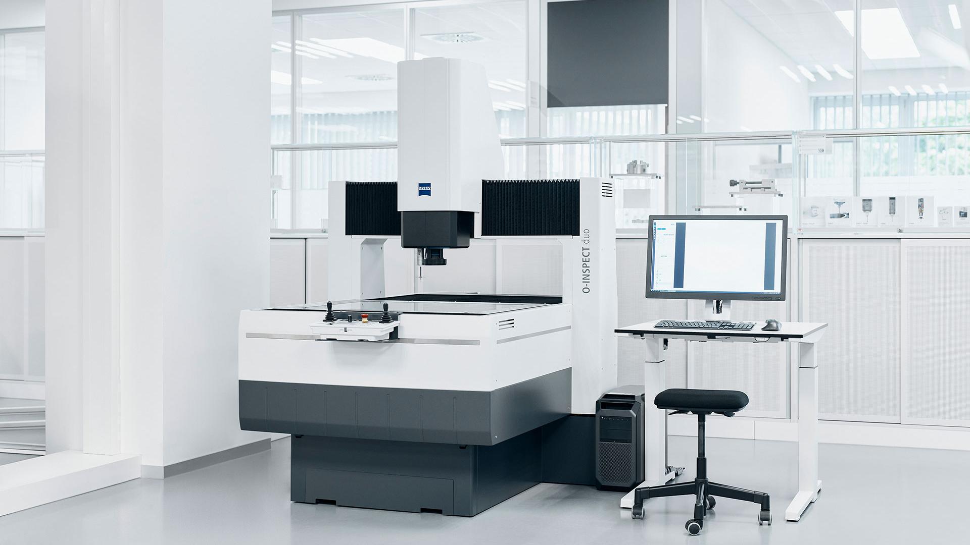ZEISS O-INSPECT duo wurde speziell für die Messung und Inspektion komplexer Bauteile entwickelt.