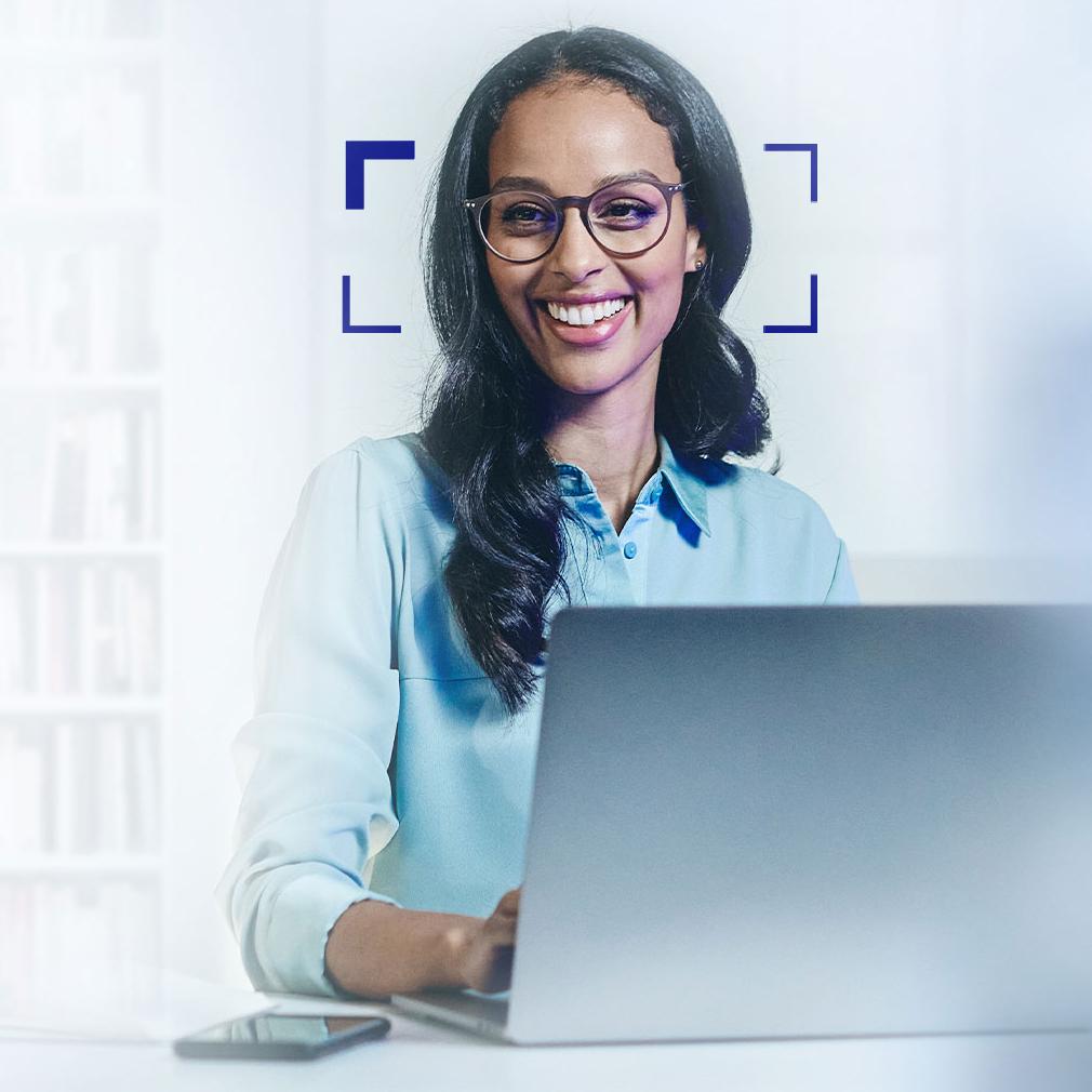 Frauen mit ZEISS officelens Brillengläsern