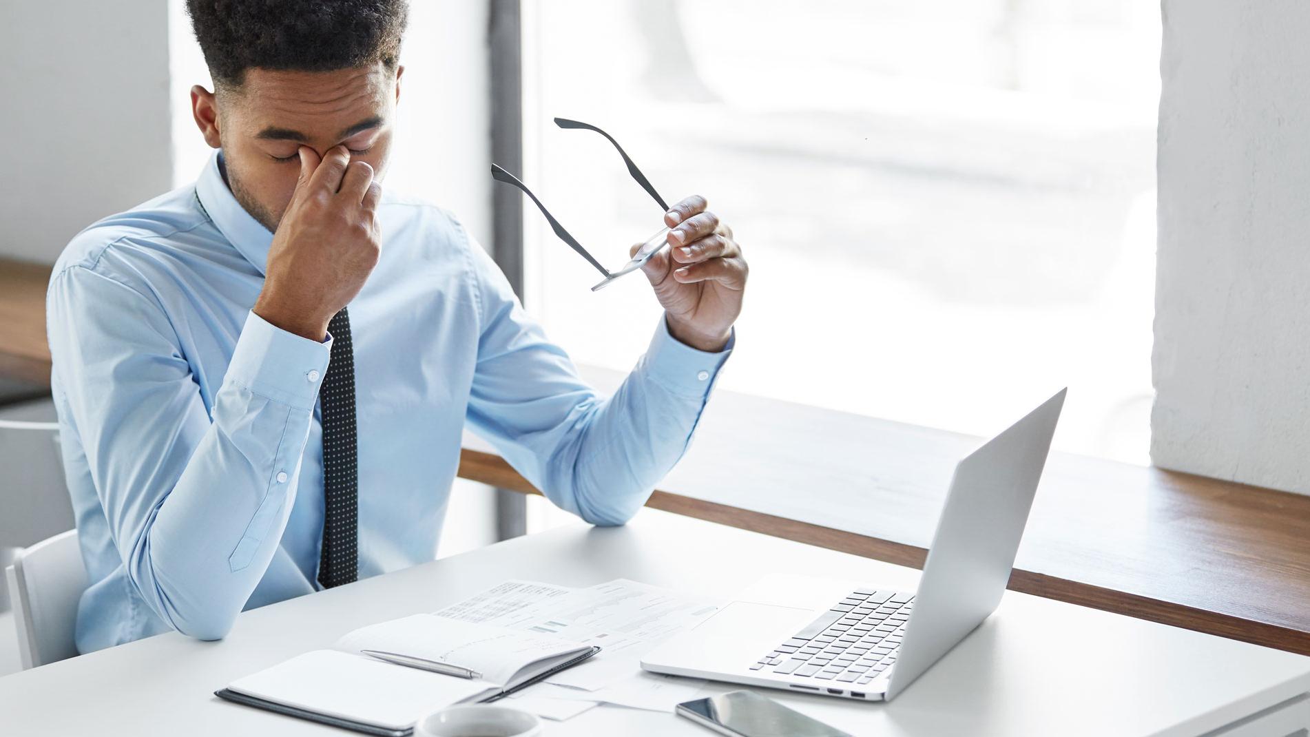 Le larmoiement peut parfois être le résultat d’une sécheresse oculaire