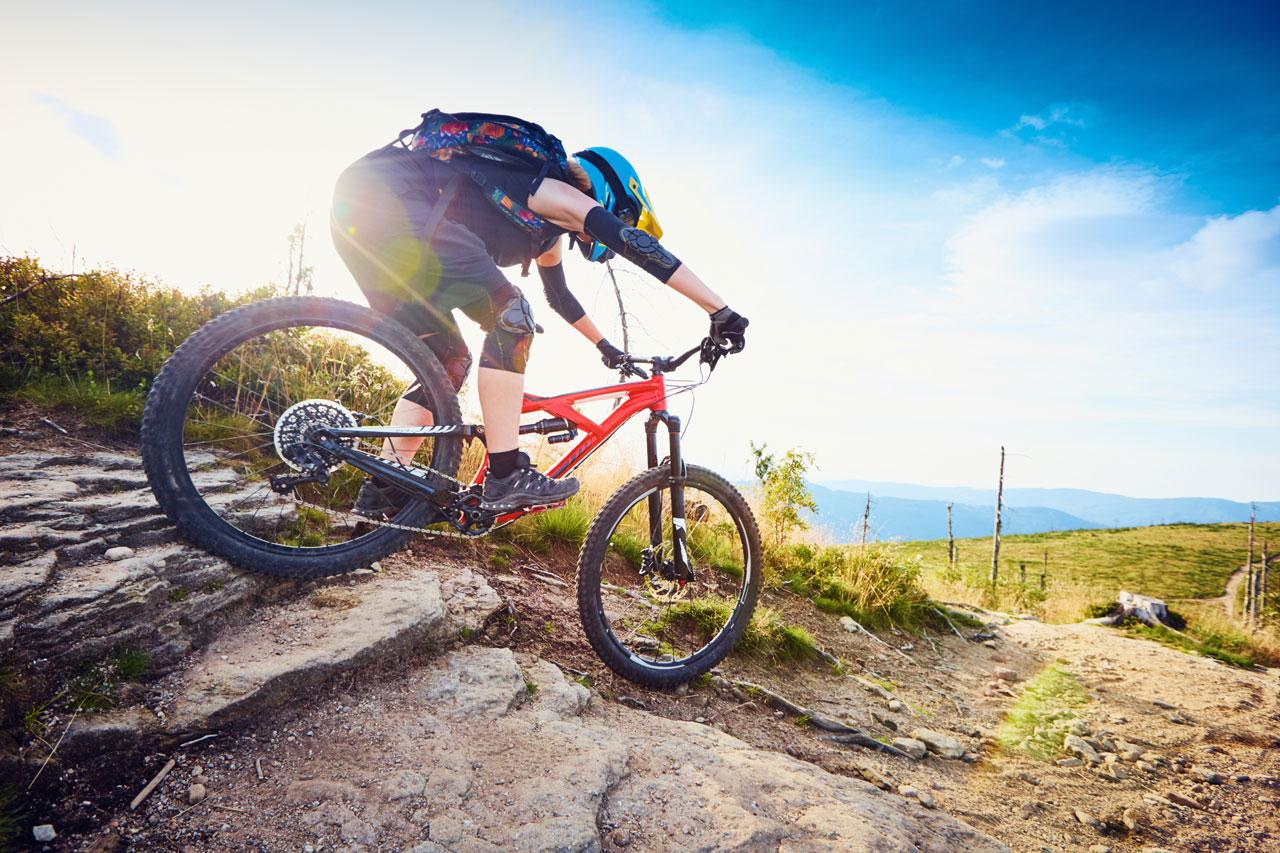 Les sportifs amateurs et professionnels ont besoin de lunettes qui ne soient pas seulement élégantes, mais également parfaitement adaptées à leur activité.