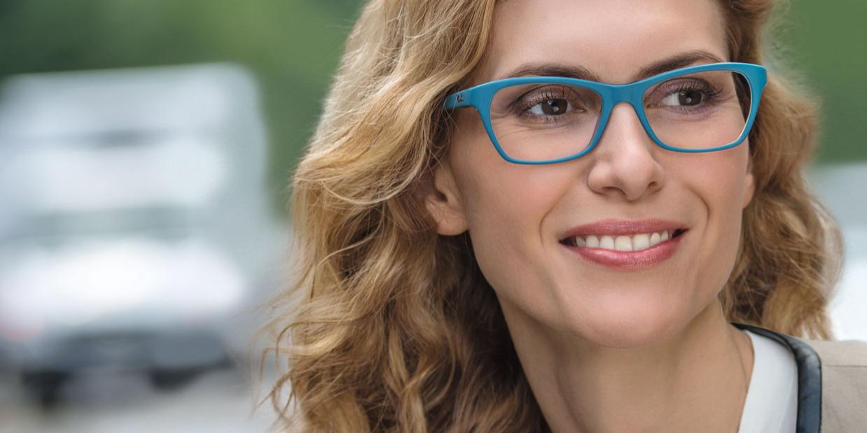 10 Jahre individuelle Brillengläser mit Freiform-Technologie von ZEISS